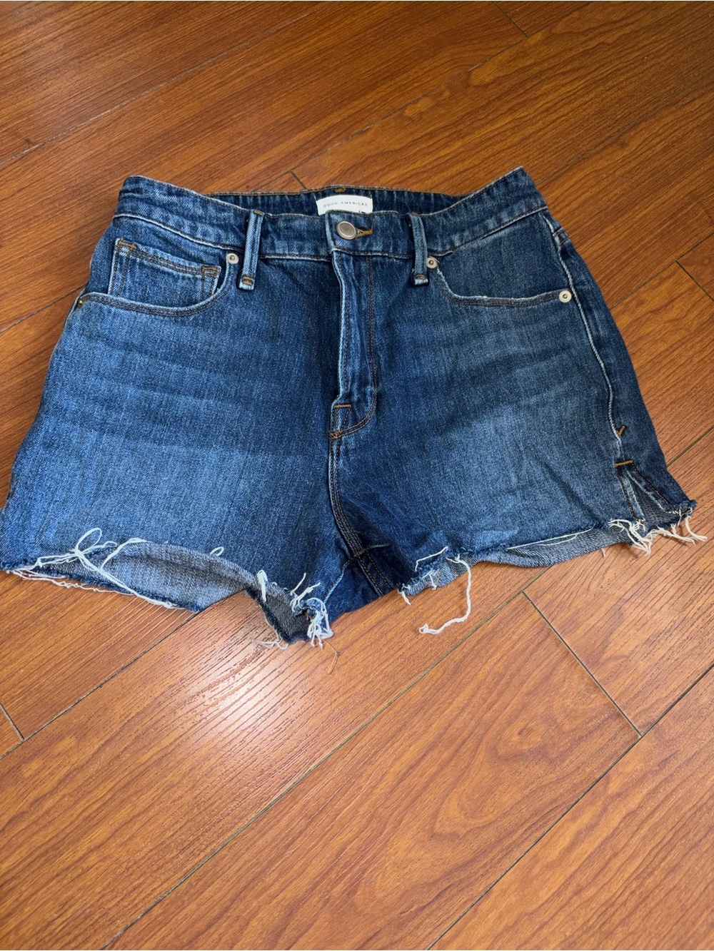Good American Indigo Frayed Hem Denim Cutoff Shorts